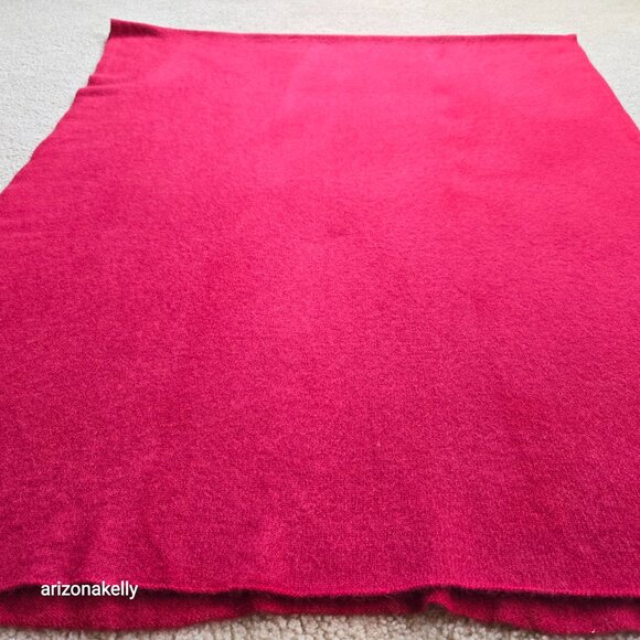 Knit Cashmere Scarf/Wrap Red - Picture 7 of 15